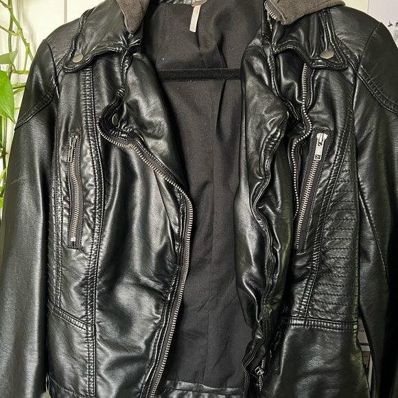 Free People leather jacket - Picture 2 of 6